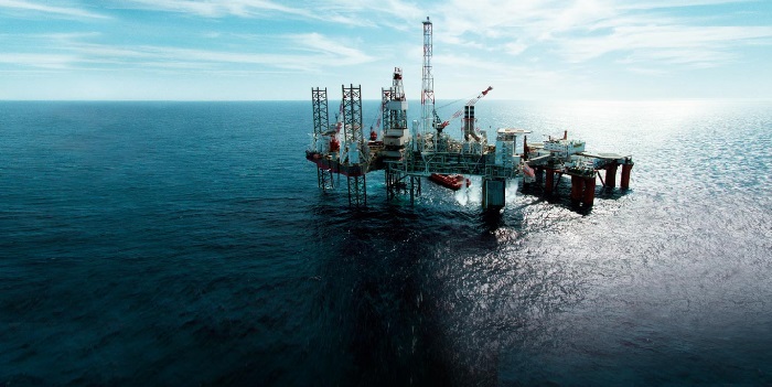 Coanda ejector for offshore sea platforms